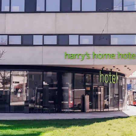 Harry's 2*