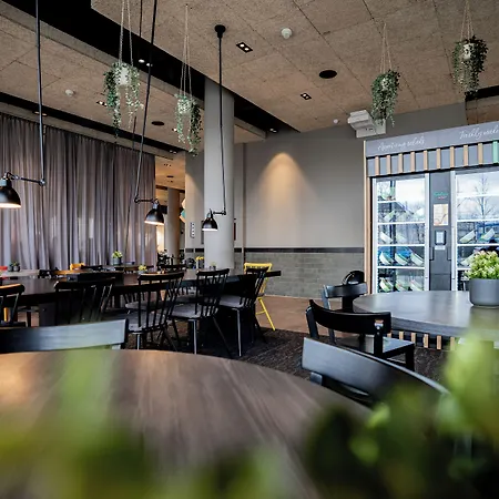 Отель Harry's Зальцбург